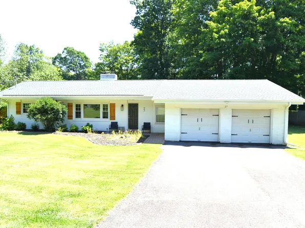 27 Woodland Drive, North Branford, CT 06472