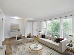 8125 S Laclede Station Rd, Saint Louis, MO 63123