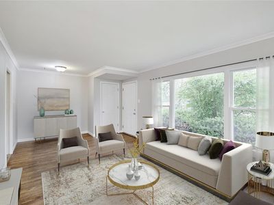 8125 S Laclede Station Rd, Saint Louis, MO, 63123