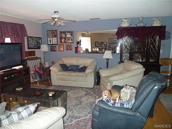 3rd image of 267 Thunderbird Ln