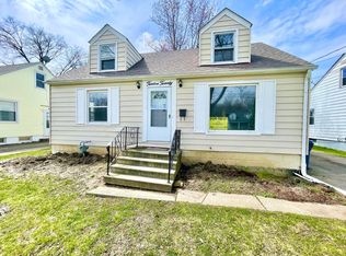 1220 Root Rd, Lorain, OH 44052