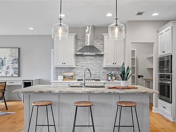 5th image of 22275 W 98th Ter