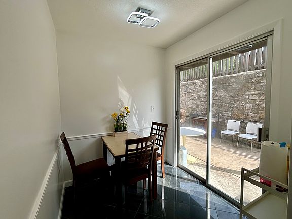 5th image of 409 W 104th St APT A