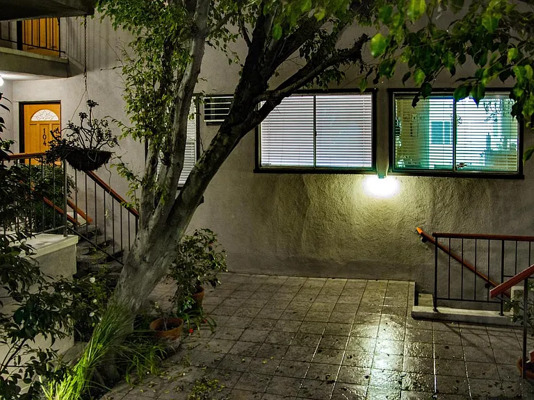 1730 Camden Ave #104 — Photo 15