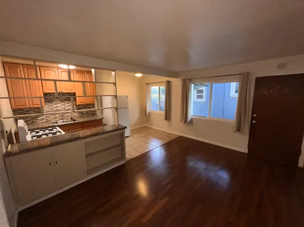 4151 Emerald St, Oakland, CA 94609