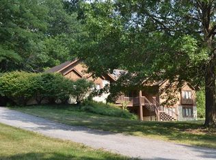 1723 Millstream Dr, Chesterfield, MO