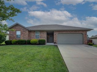 1909 Holly Springs Ave, Nixa, MO 65714
