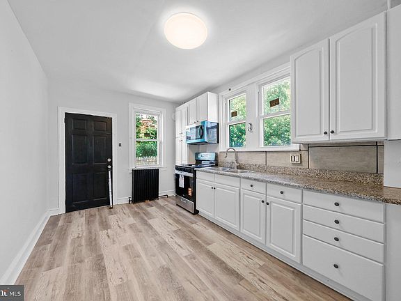 4th image of 603 Pine St #1