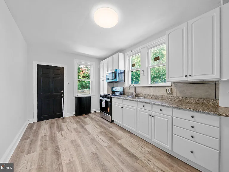 603 Pine St #1 — Photo 4
