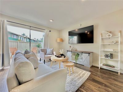 8216 Erskine Grn, Buena Park, CA, 90621