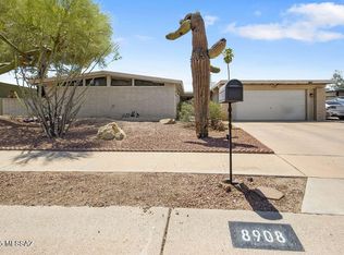 8908 E Maple Leaf Dr, Tucson, AZ 85710
