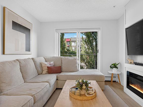 4th image of 5521 7th Ave SW #203