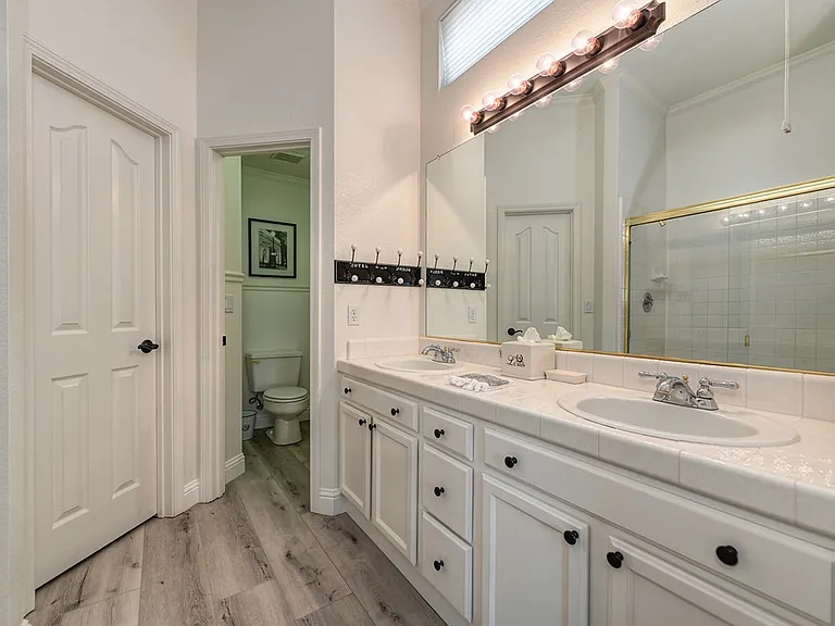 5537 Cabrillo Way — Photo 7