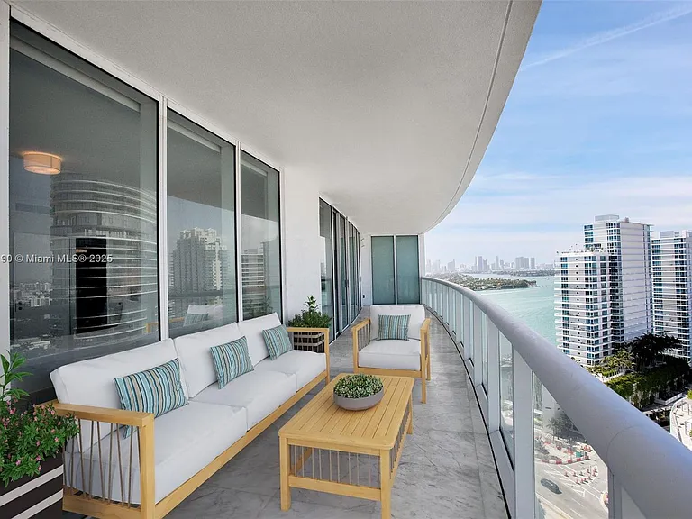 450 Alton Rd #2110 — Photo 31