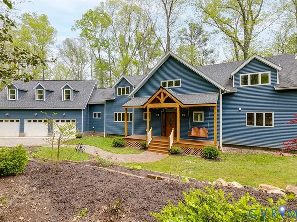 2740 Windy Crest Ln, Powhatan, VA 23139