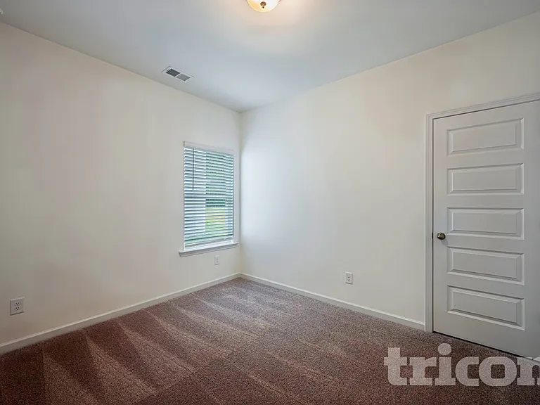 132 Chapel Meadow Ln SW — Photo 4