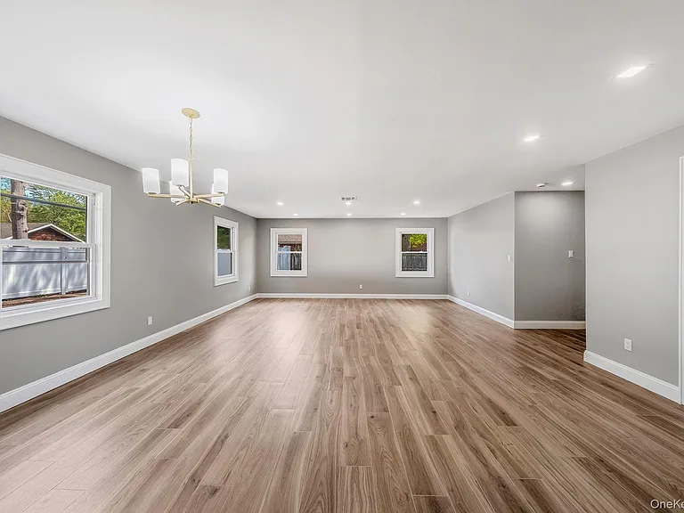 1335 Stony Brook Rd — Photo 21