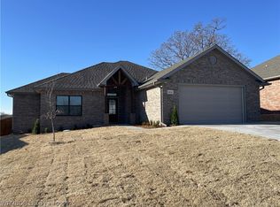 9010 Maysview Ln, Fort Smith, AR 72916