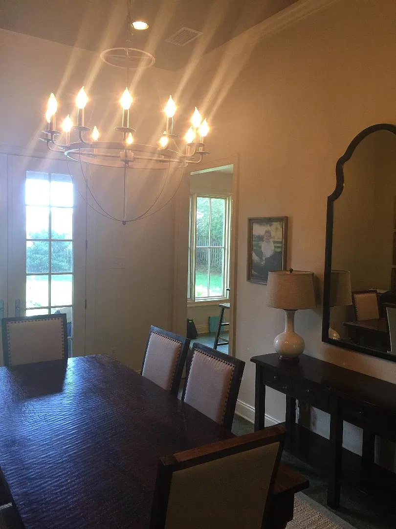 4 bed, 2400 sqft, $2,950 — Photo 3