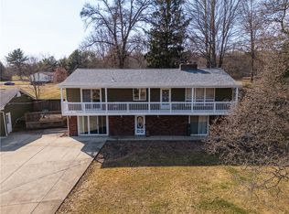 499 Houk Rd, New Castle, PA 16101