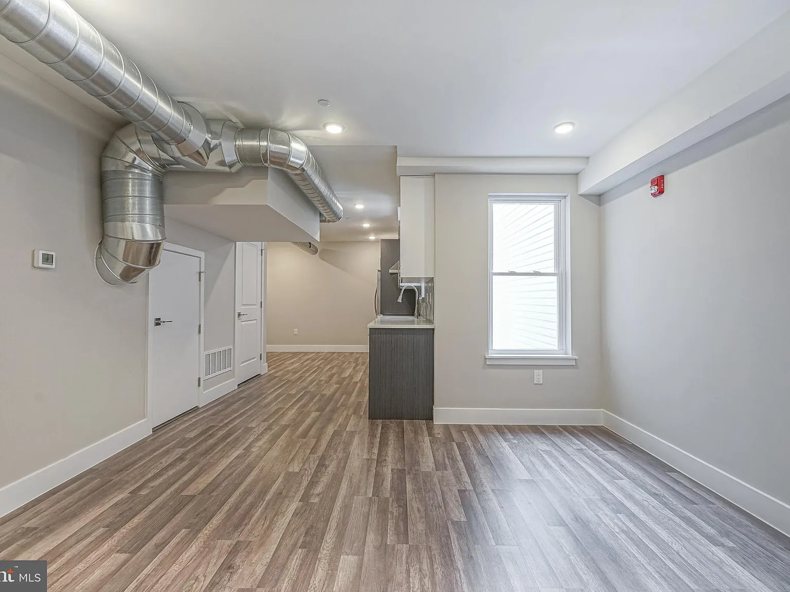 1 bed, 650 sqft, $1,575 — Photo 4