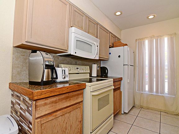 3rd image of 2310 Prime Cir APT A