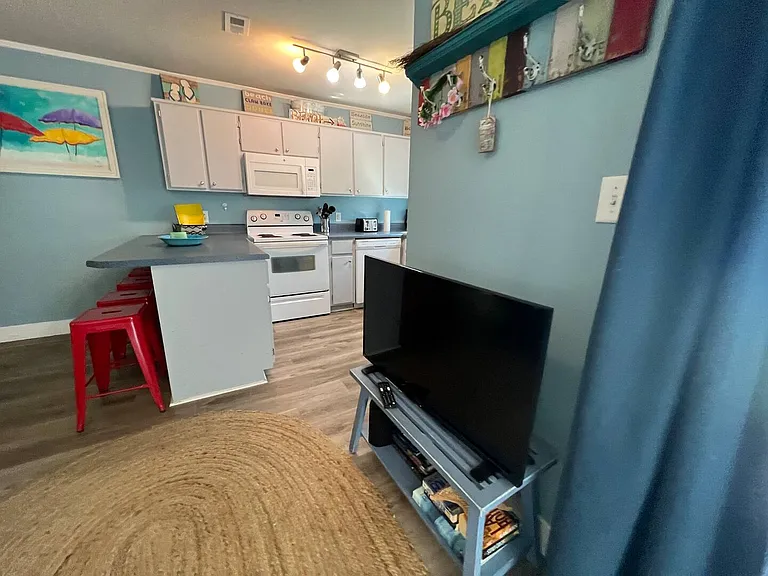 11 Beachside Dr #812-1 — Photo 3