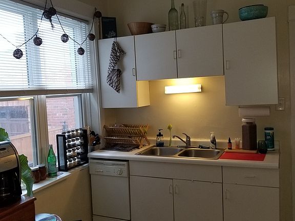 2nd image of 3808 N Seeley Ave #1N