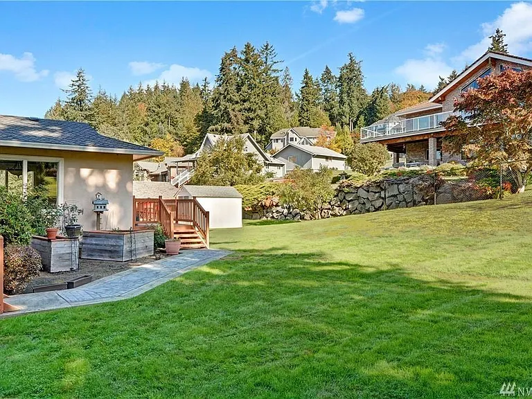 444 E Lake Sammamish Pkwy NE — Photo 7