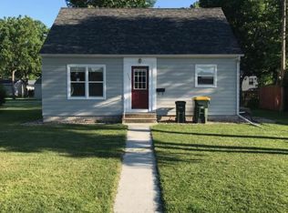 110 E 5th St, Redwood Falls, MN 56283