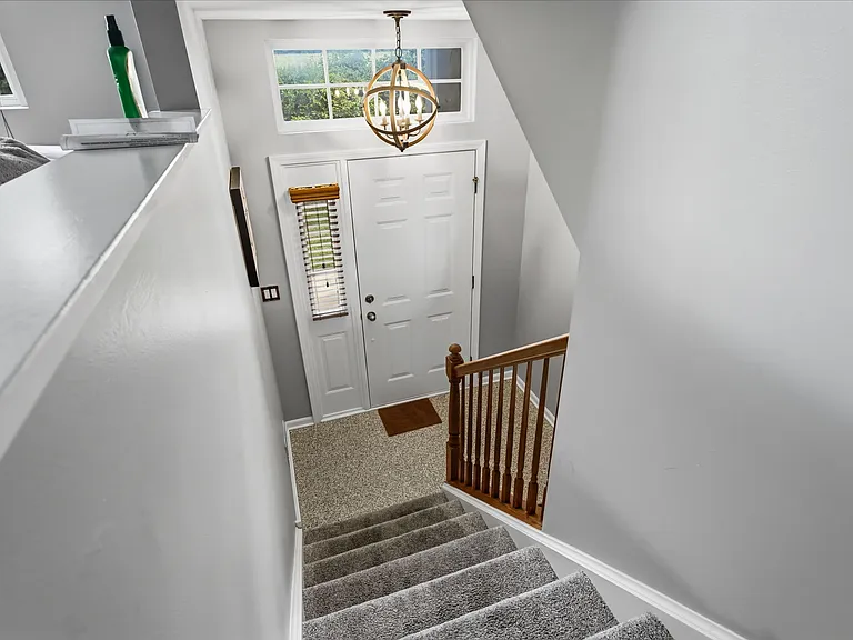 3339 Cameron Dr — Photo 17