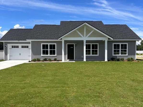 104 Mangrove Ct, Jesup, GA 31546