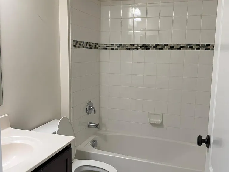 42885 Edgegrove Heights Ter — Photo 22