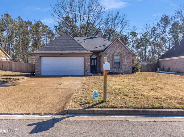 6108 Kingsview Dr, Horn Lake, MS 38637
