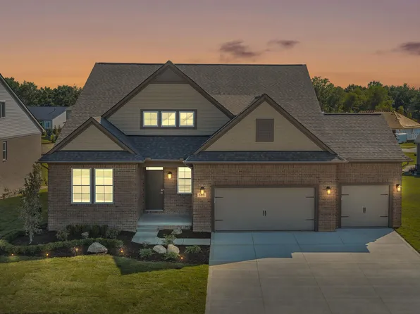 580 Tullamore Cir, Oxford, MI 48371