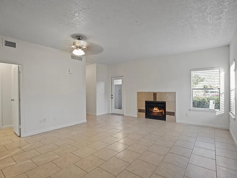 2021 Spenwick Dr #510 — Photo 9