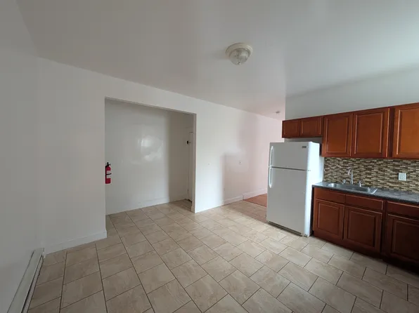 186 Ackerman Ave, Clifton, NJ