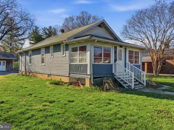 2519 Shadyside Ave, Suitland, MD 20746