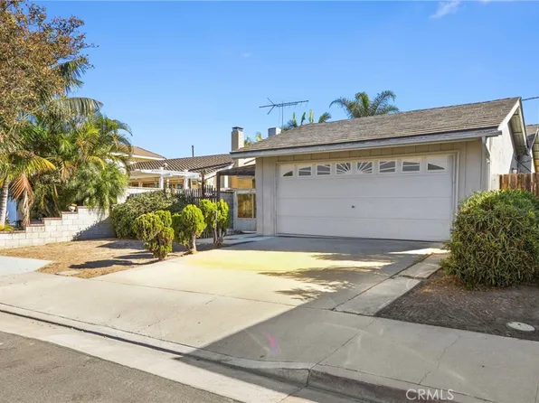 9864 Cedar Ct, Cypress, CA 90630