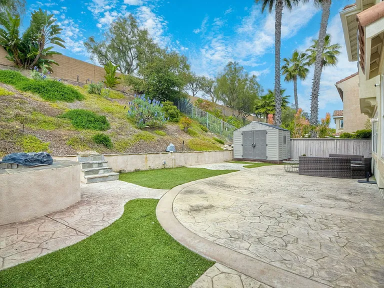 6057 Paseo Carreta — Photo 27