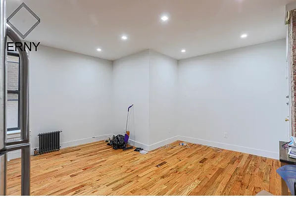 Rented by ERNY LLC | media 3