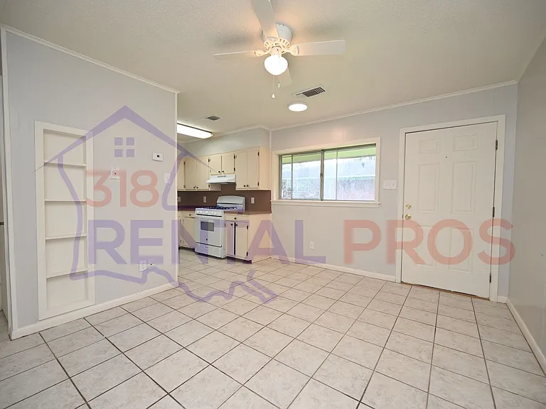 427 E Mississippi Ave — Photo 4