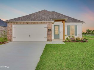 102 High Point Way, Youngsville, LA 70592