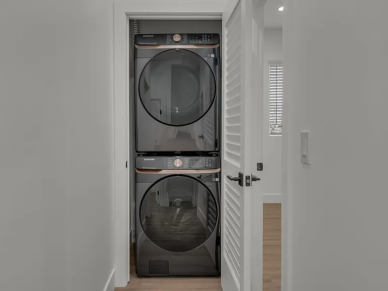 15208 Fernview St #15210 — Photo 12