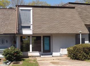 5 Annette Rd, Cherokee Village, AR 72529