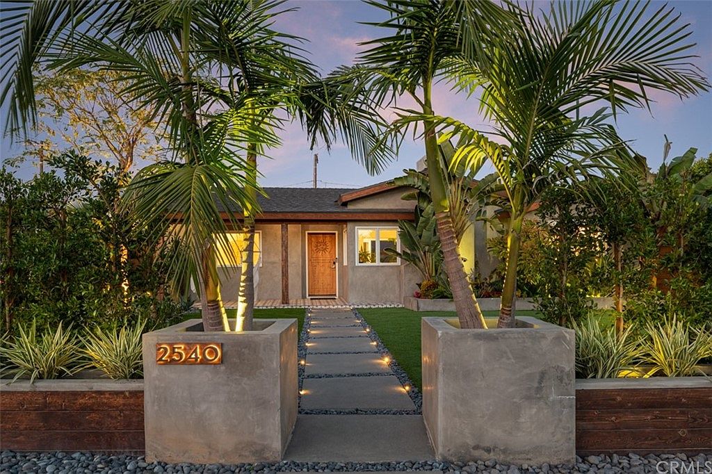 2540 vista baya newport beach ca 92660