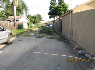 7027 Somerset Blvd, Paramount, CA 90723