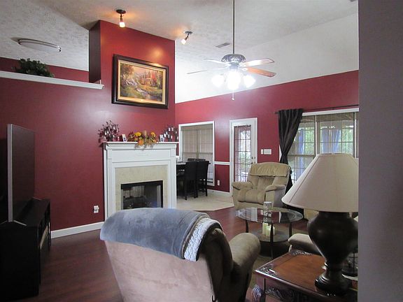 5th image of 813 Chaqueta Ct
