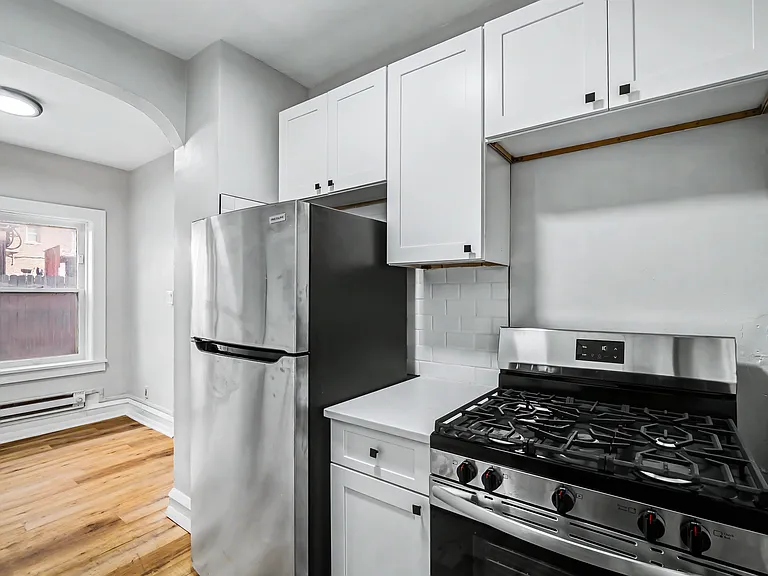 2373 Euclid Heights Blvd #106 — Photo 17