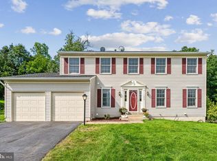 16069 Olmstead Ln, Woodbridge, VA 22191